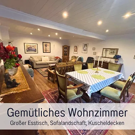 Сasa de vacaciones Eifelruhe 2 - Komfortable Ferienunterkunft Für Bis Zu 10 Gäste Mit 4 Schlafzimmern, Großer Küche Und Genug Parkplätzen - Ideal Für Gruppen Und Familien, Hunde Zulässig Losheim (Euskirchen)