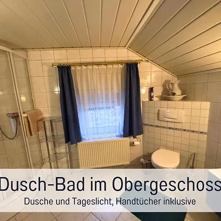 Сasa de vacaciones Eifelruhe 2 - Komfortable Ferienunterkunft Für Bis Zu 10 Gäste Mit 4 Schlafzimmern, Großer Küche Und Genug Parkplätzen - Ideal Für Gruppen Und Familien, Hunde Zulässig *
